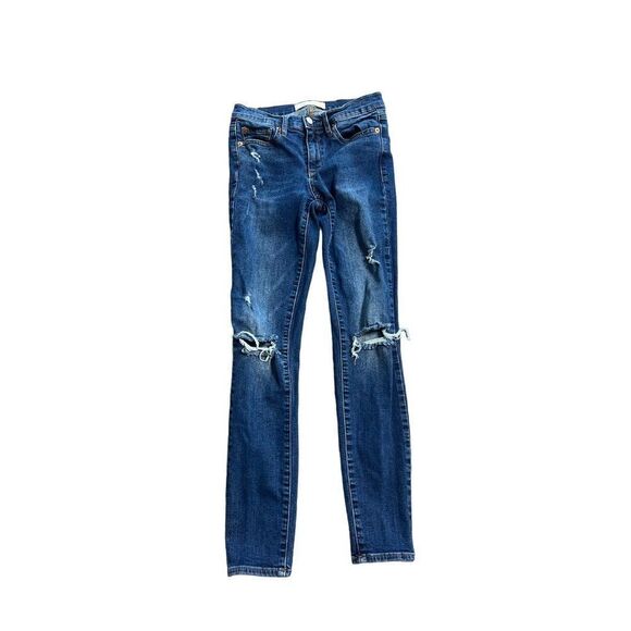 Gap true skinny blue distressed jeans size 26 R - Picture 2 of 4